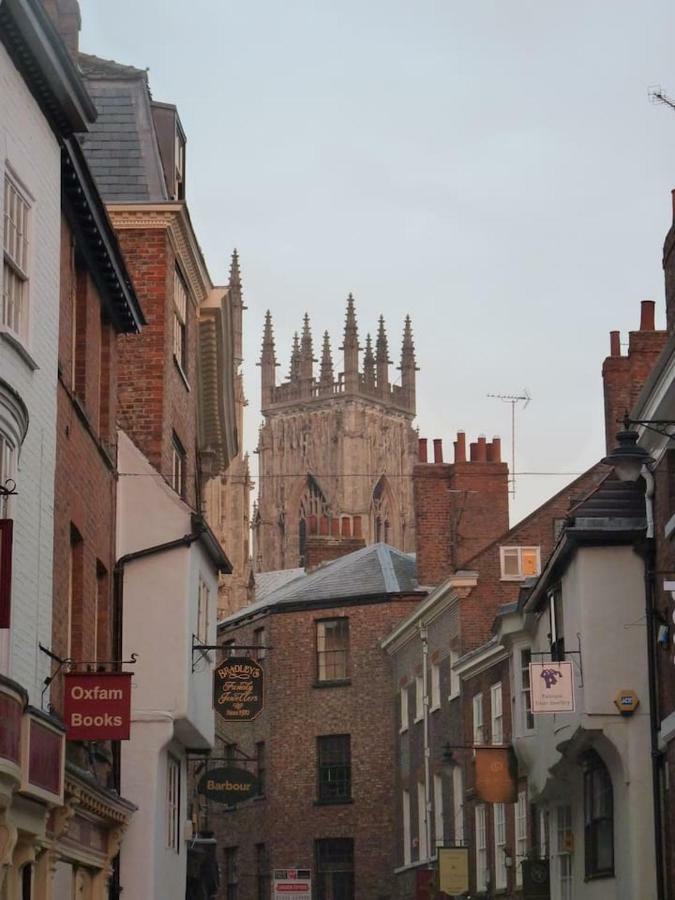 Apartment 1 Bootham Bar York Exteriör bild